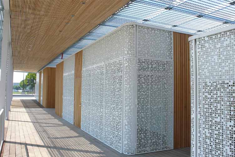 3D Balcony Tile Design Idea