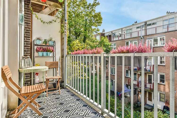 Moroccan Balcony Tile Design Idea