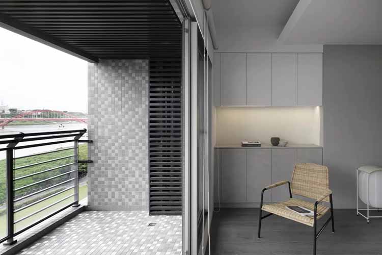 Vitrified Balcony Tile Design Idea